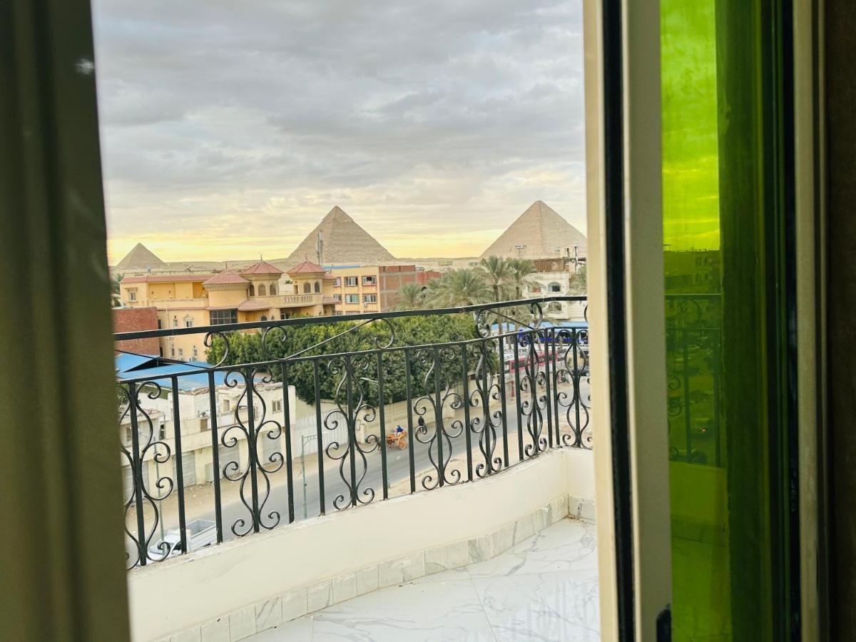 Golden Mask Pyramids Inn Kafret el-Gabal Esterno foto