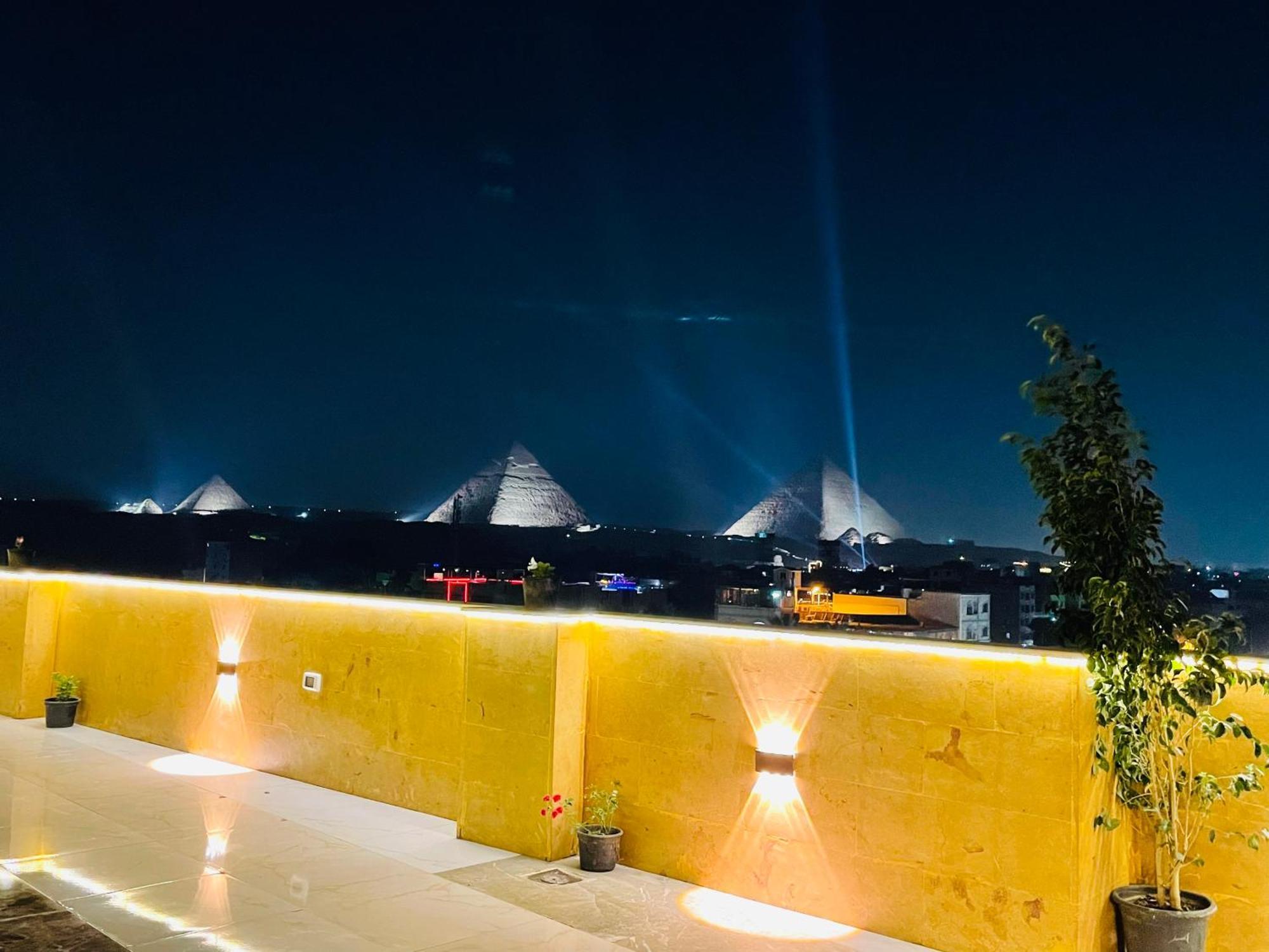 Golden Mask Pyramids Inn Kafret el-Gabal Esterno foto