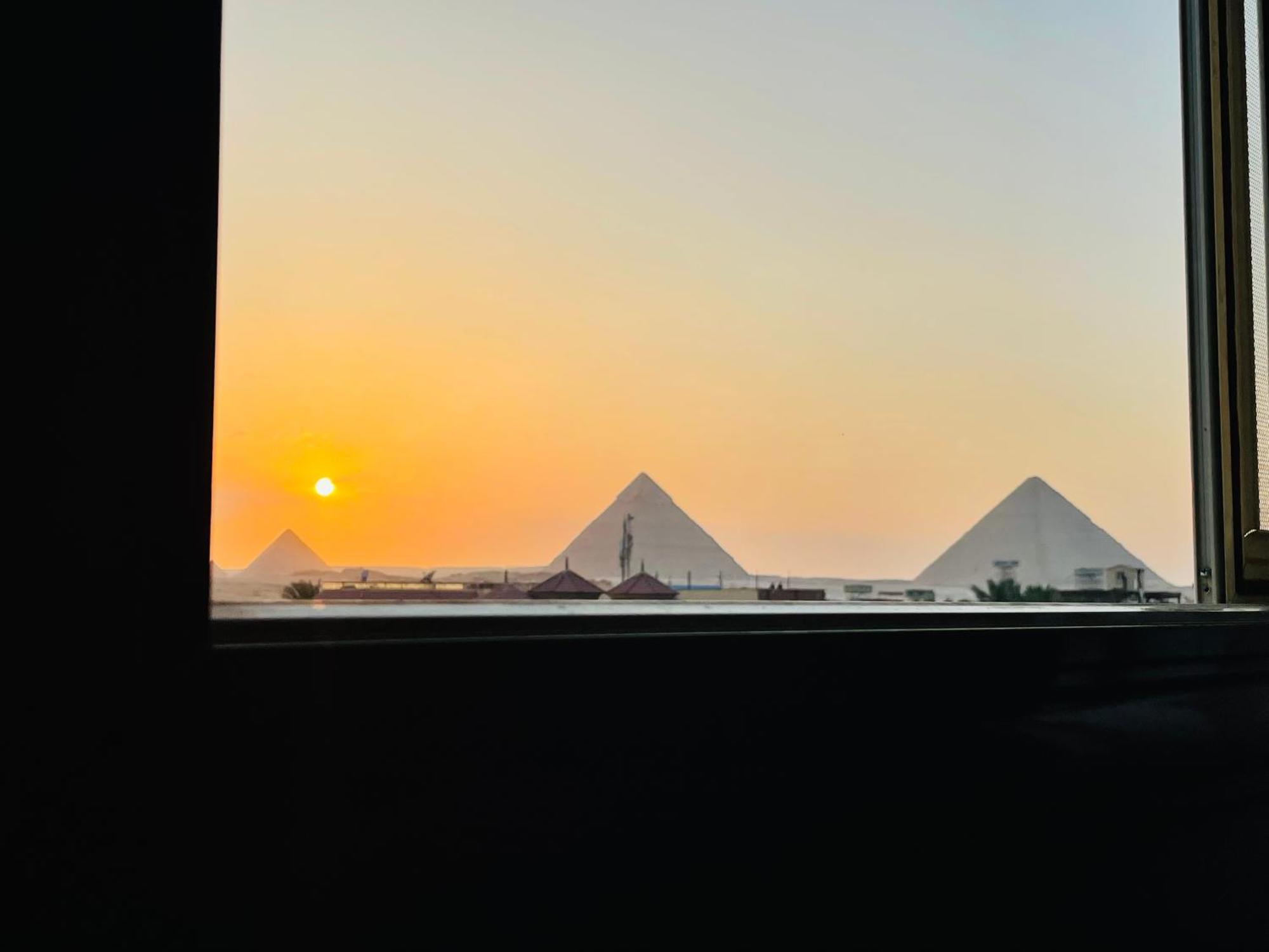 Golden Mask Pyramids Inn Kafret el-Gabal Esterno foto